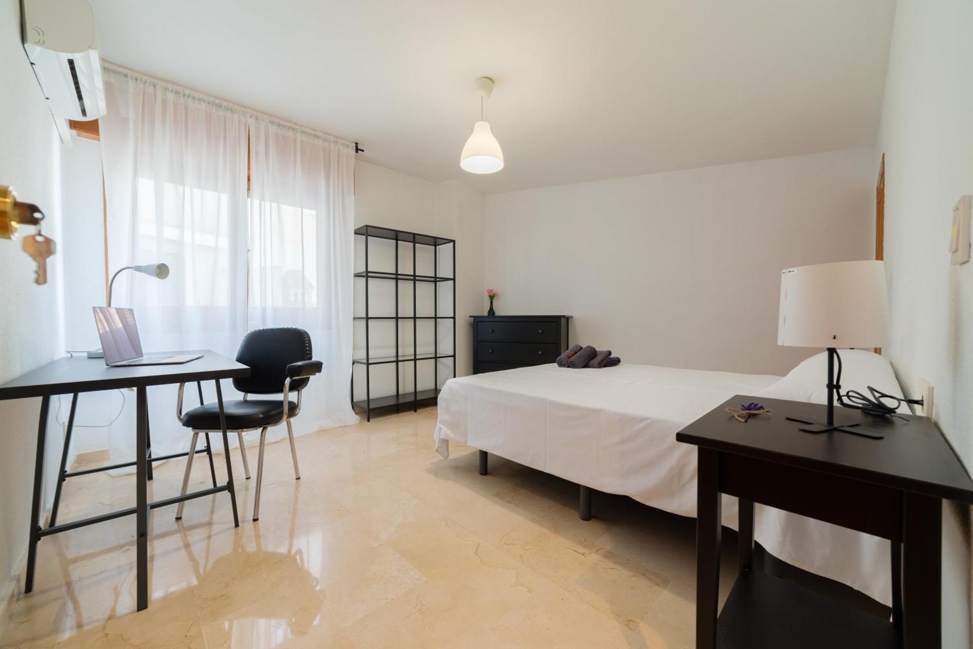 Trendyrooms Granada, Centro A 10 Minutos Andando Bagian luar foto